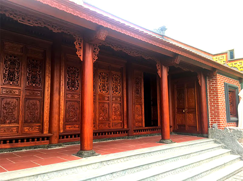 Thi công nhà gỗ 3 gian thẩm mỹ, chất lượng tại Hưng Yên